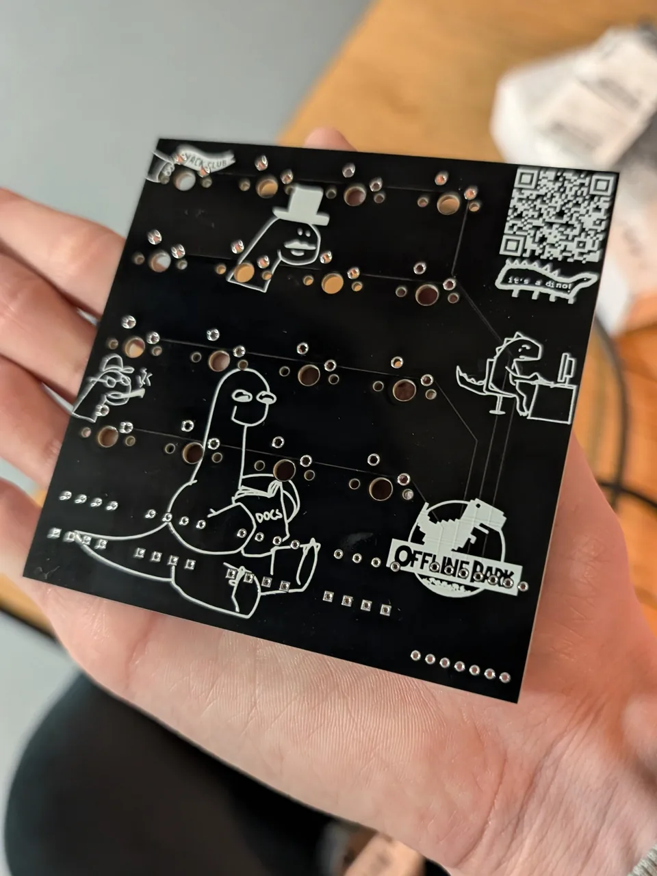 Achterkant van de MYMacropad-PCB met eigen artwork